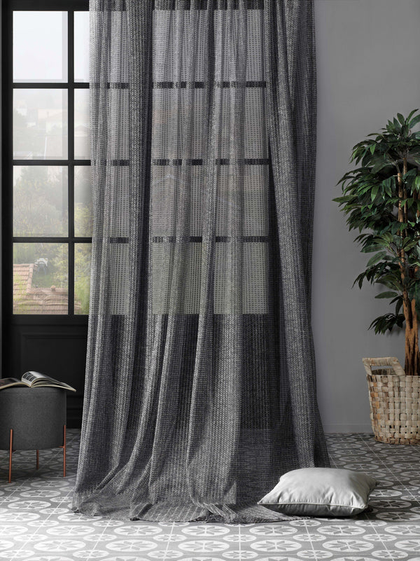 Nordes Tulle-Drapery Designs That Instantly Make Your Home Feel Luxurious