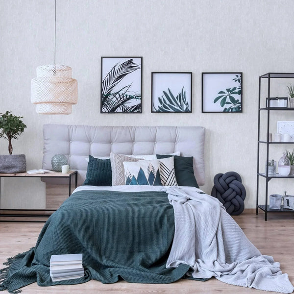 White Modern Solid Color Embossed Wallpaper, Minimalist Classical Wallcovering, Washable - Walloro High End Wallcoverings & More